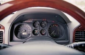 2002 Mitsubishi Pajero