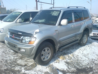 2002 Mitsubishi Pajero