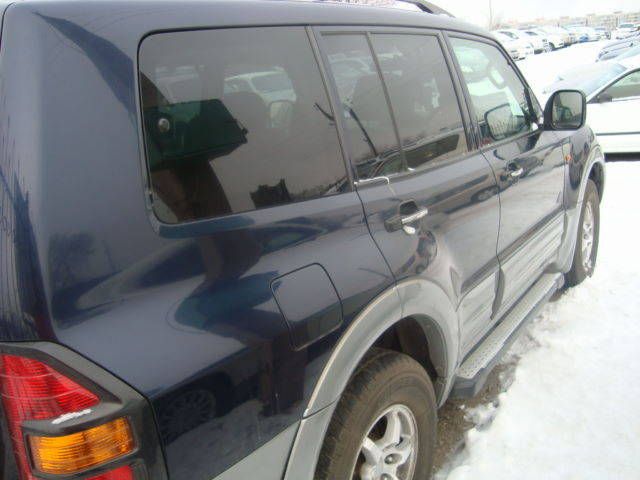 2002 Mitsubishi Pajero