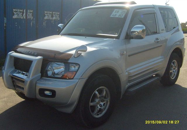 2002 Mitsubishi Pajero