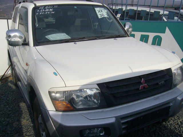 2002 Mitsubishi Pajero