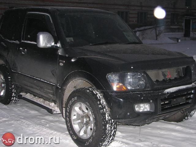 2002 Mitsubishi Pajero