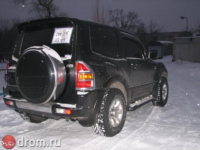 2002 Mitsubishi Pajero