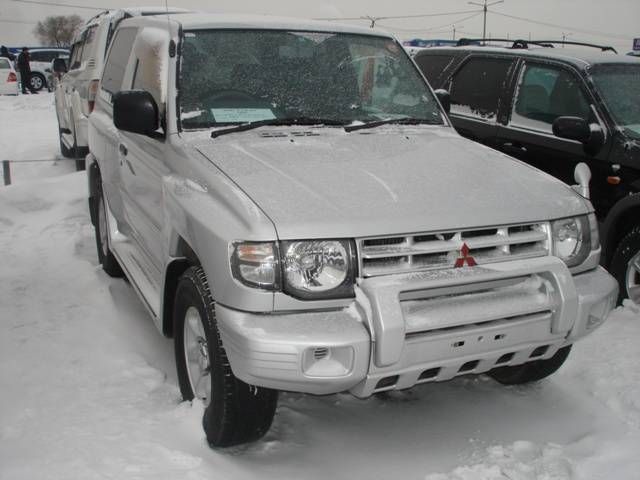 2002 Mitsubishi Pajero