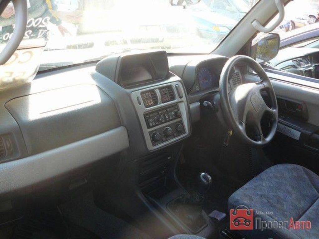 2002 Mitsubishi Pajero
