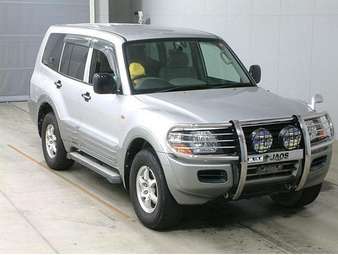 2002 Mitsubishi Pajero