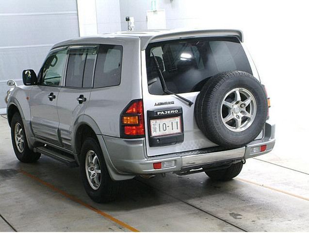 2002 Mitsubishi Pajero