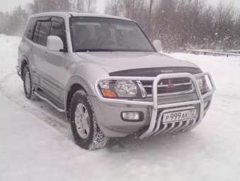 2002 Mitsubishi Pajero