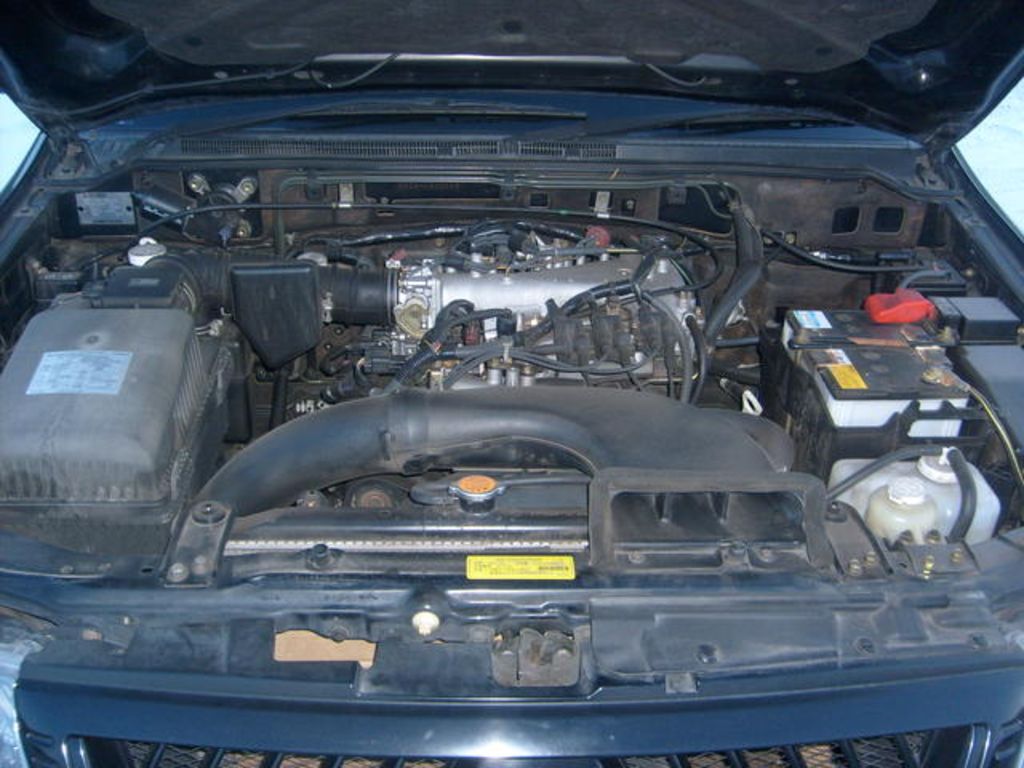 2002 Mitsubishi Pajero