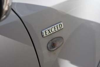 2002 Mitsubishi Pajero Photos