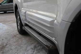 2002 Mitsubishi Pajero Photos