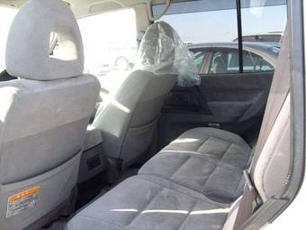 2002 Mitsubishi Pajero Pictures