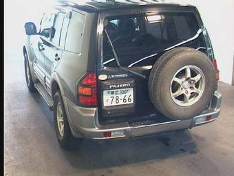 2002 Mitsubishi Pajero Pics