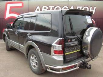 2002 Mitsubishi Pajero Pictures