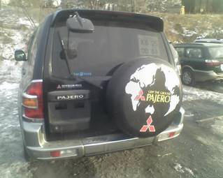 2002 Mitsubishi Pajero Pictures