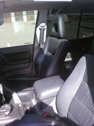 2002 Mitsubishi Pajero Photos