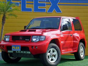 2002 Mitsubishi Pajero