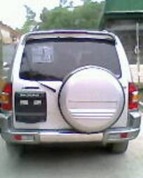 2002 Mitsubishi Pajero Images