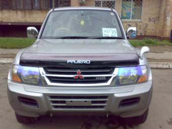 2002 Mitsubishi Pajero Wallpapers