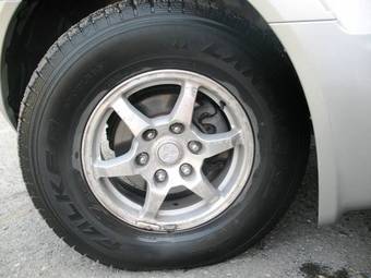 2002 Mitsubishi Pajero Pics