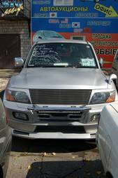 2002 Mitsubishi Pajero Photos