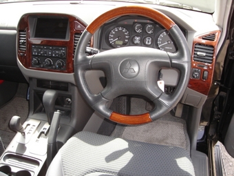 2003 Pajero