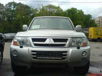 2003 Mitsubishi Pajero