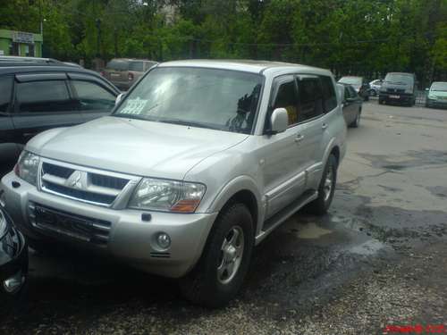 2003 Mitsubishi Pajero