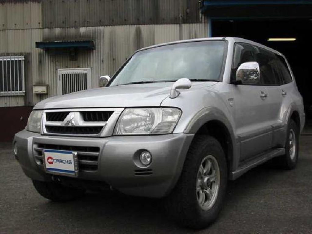 2003 Mitsubishi Pajero