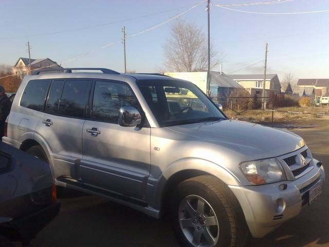 2003 Mitsubishi Pajero
