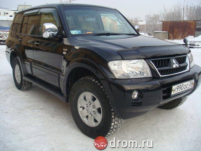 2003 Mitsubishi Pajero
