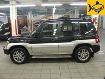 2003 Mitsubishi Pajero