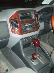 2003 Mitsubishi Pajero Pics