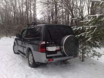 2003 Mitsubishi Pajero Pictures
