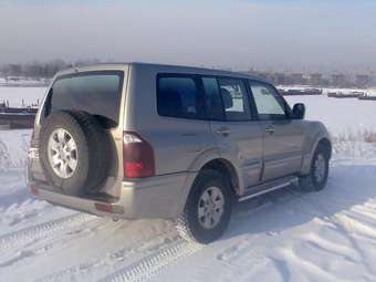 2003 Mitsubishi Pajero Pictures