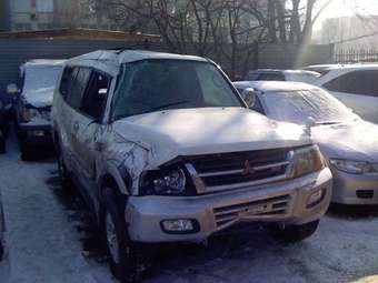 2003 Mitsubishi Pajero Pictures