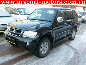 2003 Mitsubishi Pajero Wallpapers