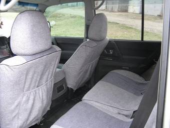 2003 Mitsubishi Pajero Images