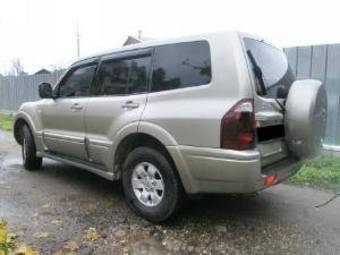 2003 Mitsubishi Pajero Images