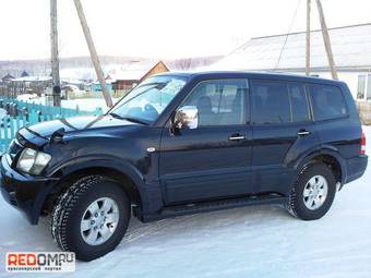 2003 Mitsubishi Pajero Pictures