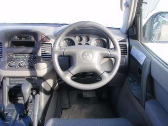 2004 Pajero