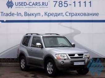 2004 Mitsubishi Pajero