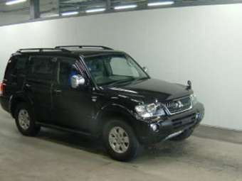 2004 Mitsubishi Pajero For Sale