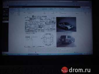 2004 Mitsubishi Pajero Photos