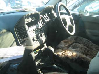 2004 Mitsubishi Pajero Photos