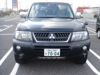 2004 Mitsubishi Pajero Pics