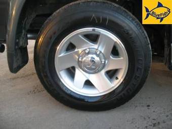 2004 Mitsubishi Pajero Pictures