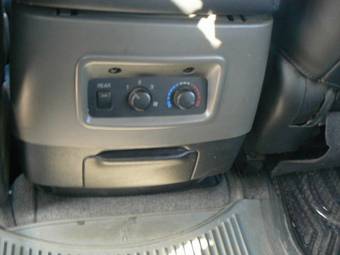 2004 Mitsubishi Pajero Pictures