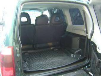 2004 Mitsubishi Pajero Pictures