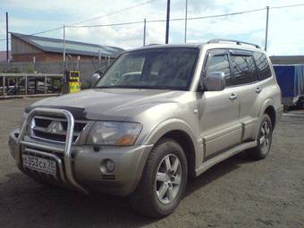 2004 Mitsubishi Pajero